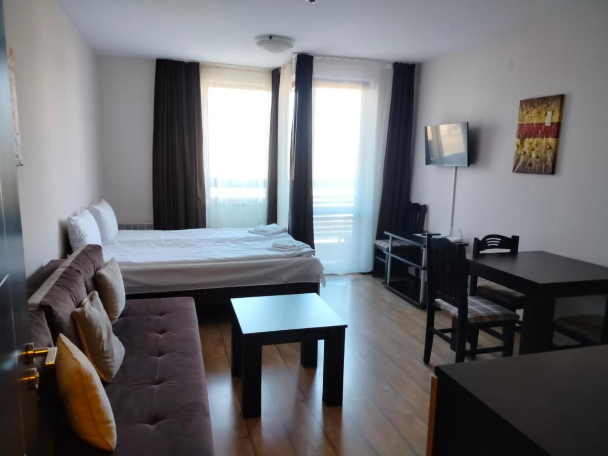 Alpine Lodge Bansko Apartments Eksteriør bilde