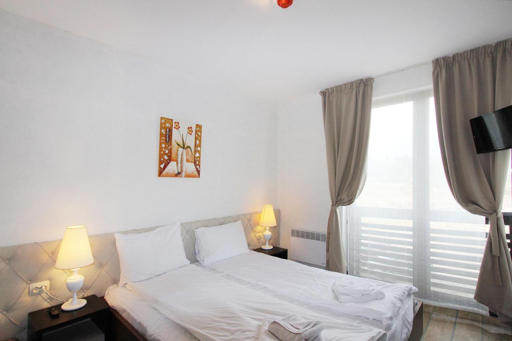Alpine Lodge Bansko Apartments Eksteriør bilde