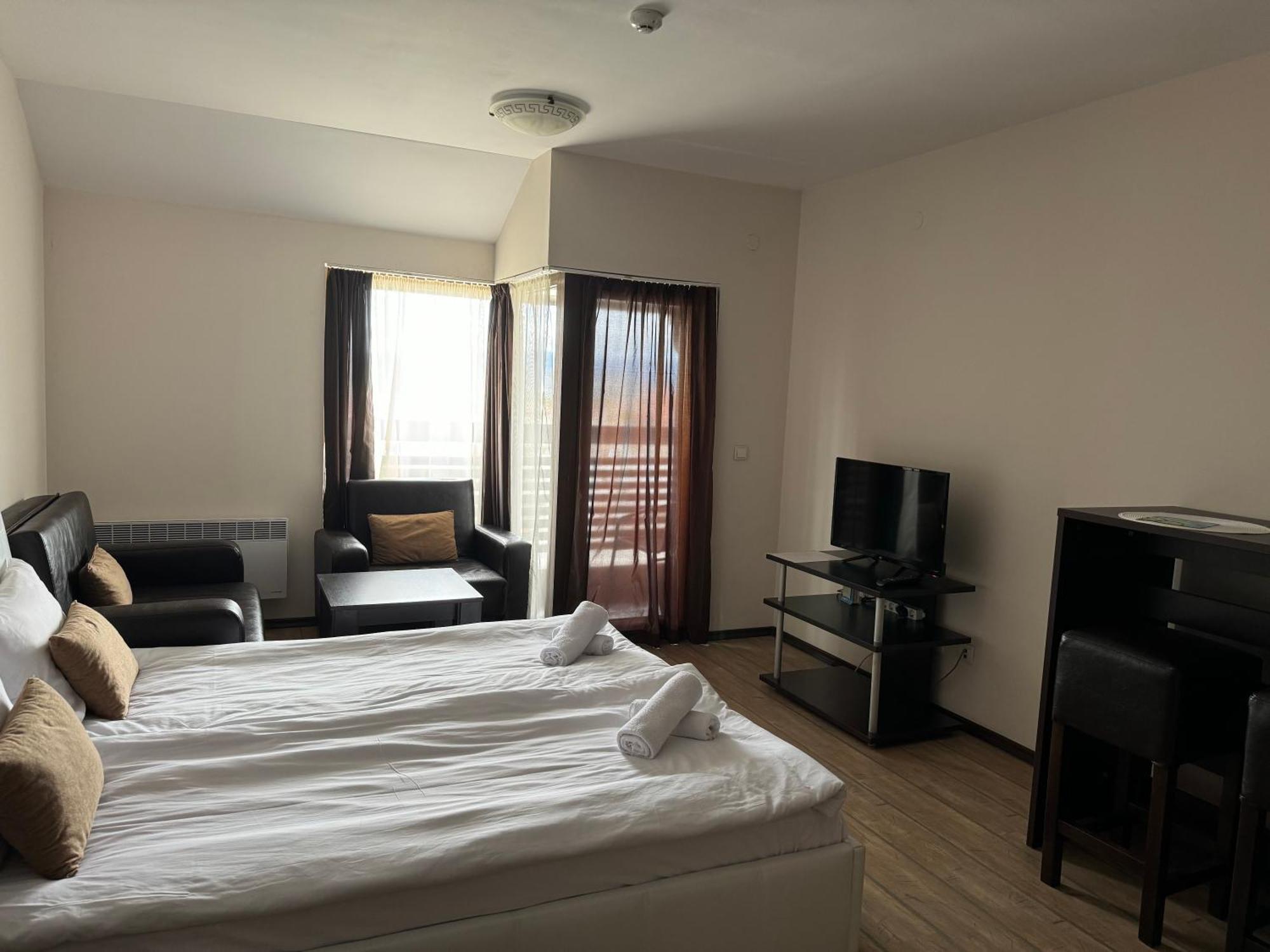 Alpine Lodge Bansko Apartments Eksteriør bilde